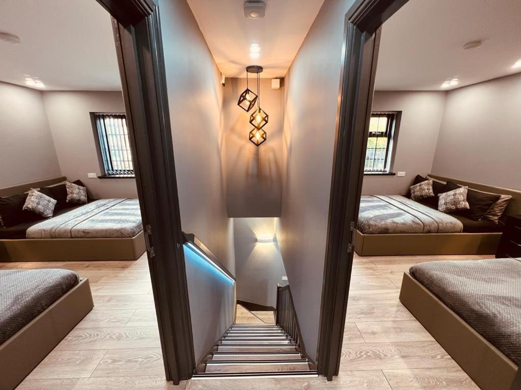 Urban Escape *4 Bedroom House* With Free Parking Birmingham Exterior photo